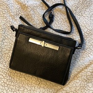 Black Enzo Angiolini shoulder bag